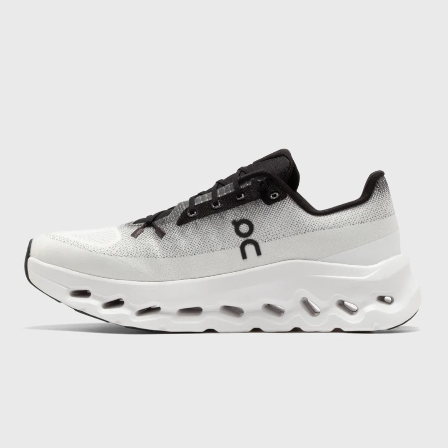 Cloudtilt | Black / Ivory