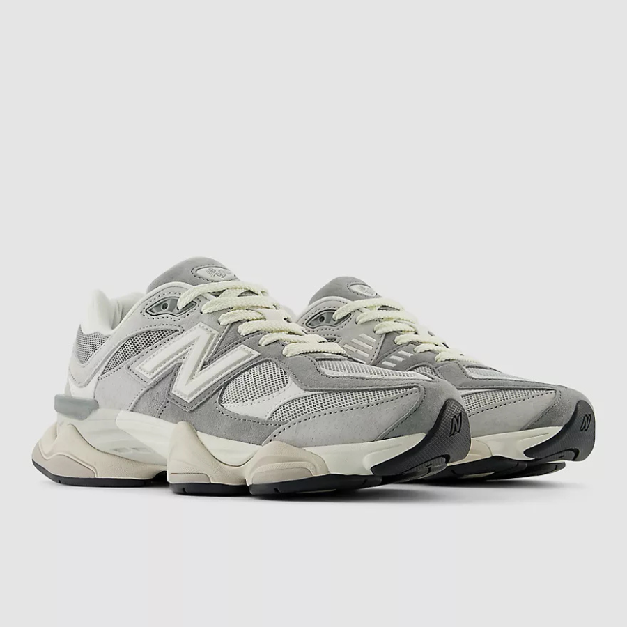 9060 Slate Grey Raincloud "U9060EEE"