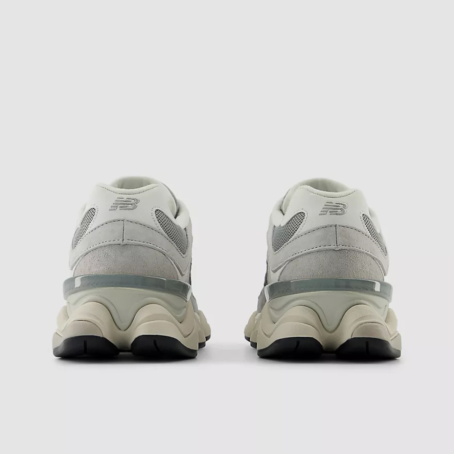 9060 Slate Grey Raincloud "U9060EEE"