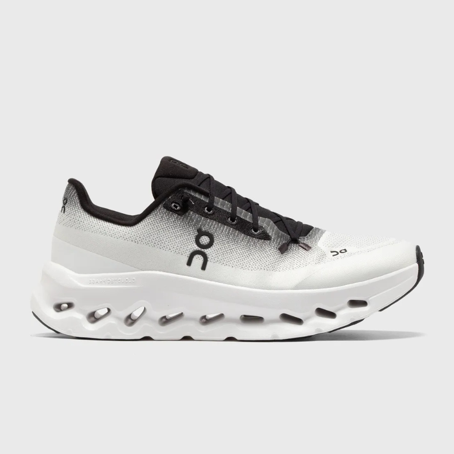 Cloudtilt | Black / Ivory