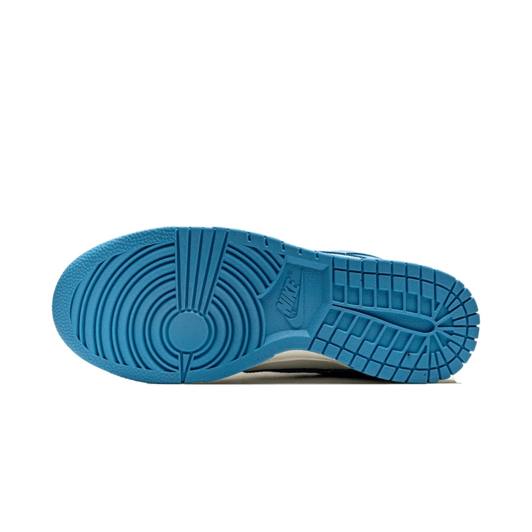 Dunk Low Coast