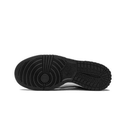 Dunk Low Panda